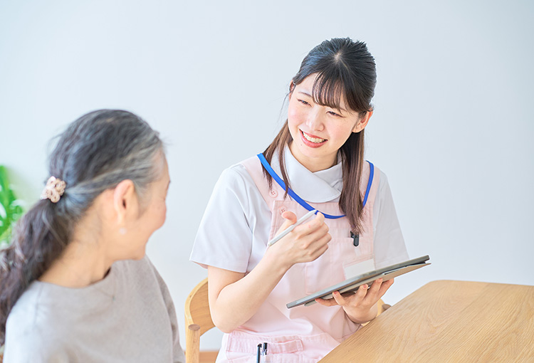 緊急時の対応、日常のコンシェルジュサービスも無償